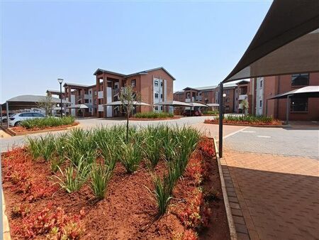 2 Bedroom Apartment in Glen Marais