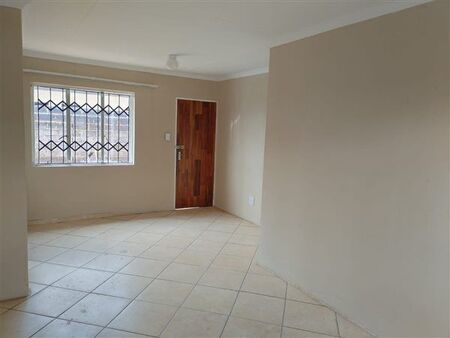 3 Bedroom House in Roodekop