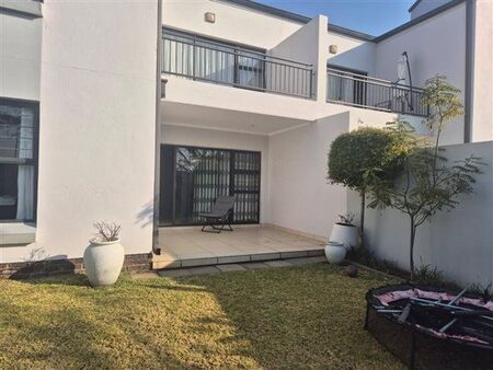 3 Bedroom Apartment in Greenstone Hill