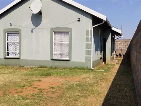 3 Bedroom House in Salfin