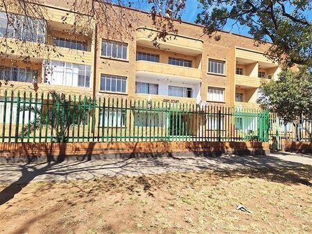 1 Bedroom Apartment in Westdene