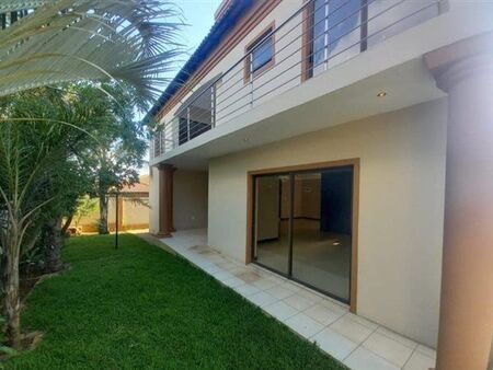 5 Bedroom House in Amberfield