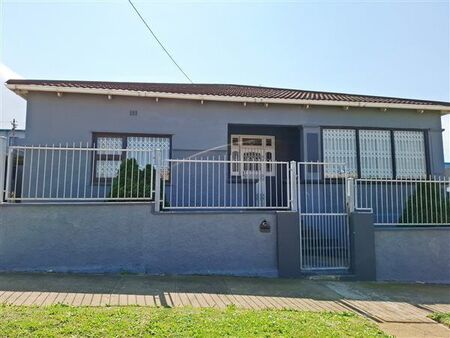3 Bedroom House in Sydenham