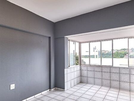 1 Bedroom Apartment in Amanzimtoti