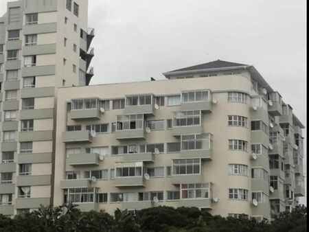 2 Bedroom Apartment in Amanzimtoti