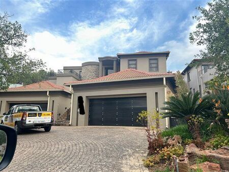 1 Bedroom Apartment in Roodepoort Central