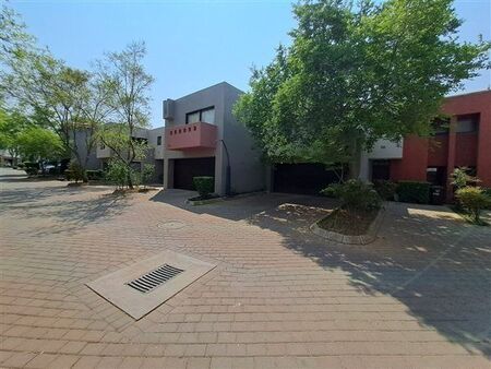 2 Bedroom House in Lombardy Estate