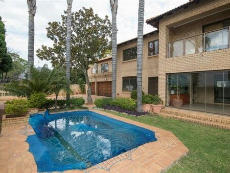 5 Bedroom House in Waterkloof