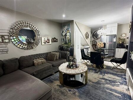 2 Bedroom Apartment in Monument Park