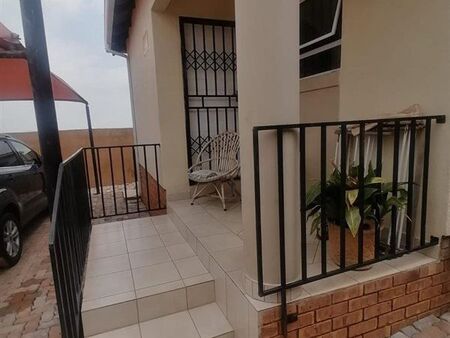 3 Bedroom House in Montana Park