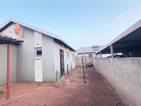 3 Bedroom House in Rosslyn