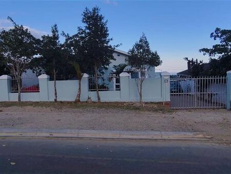 2 Bedroom Apartment in Pacaltsdorp