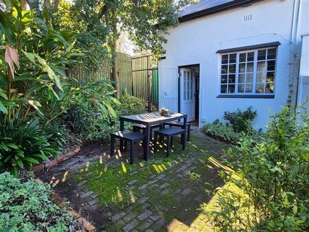 1 Bedroom House in Rondebosch
