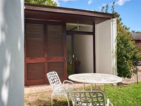 1 Bedroom Flat in Constantia