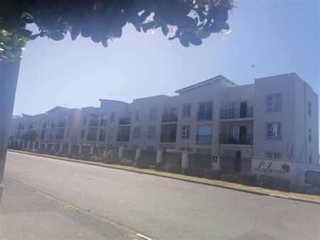 3 Bedroom Apartment in Van Der Stel