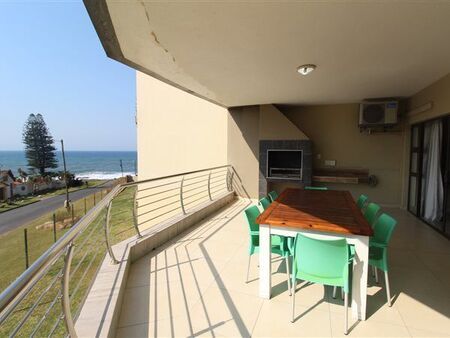 3 Bedroom Apartment in Uvongo