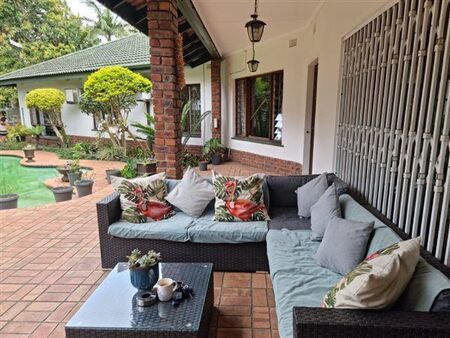 4 Bedroom House in Meerensee