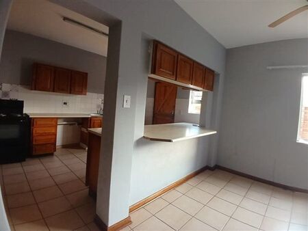 3 Bedroom Flat in Meerensee