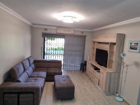 2 Bedroom Apartment in Meerensee