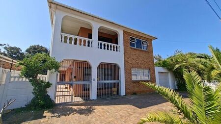 2 Bedroom apartment to rent in Fairways, Cape Town