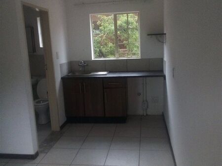 Studio apartment in Capital Park