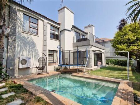 4 Bedroom House in Khyber Rock