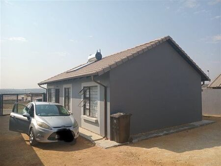 3 Bedroom House in Cosmo City