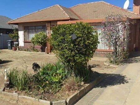 3 Bedroom House in Roseacre