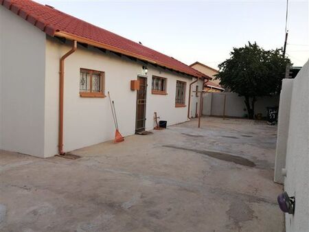 3 Bedroom House in Ormonde