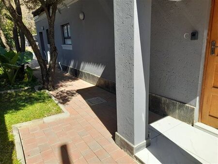 1 Bedroom Apartment in Fourways