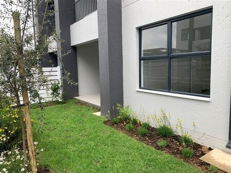 2 Bedroom Apartment in Fourways