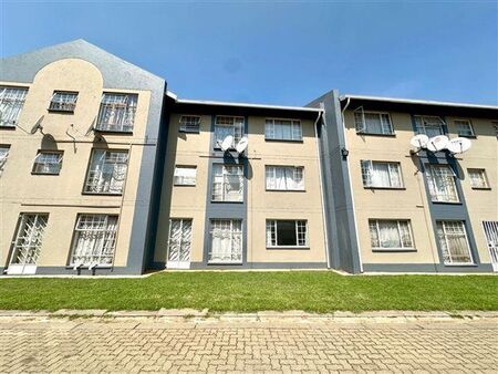 2 Bedroom Apartment in Kempton Park Central