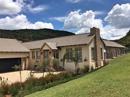 4 Bedroom House in Heidelberg Kloof Estate