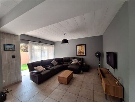 3 Bedroom Duplex in Birch Acres