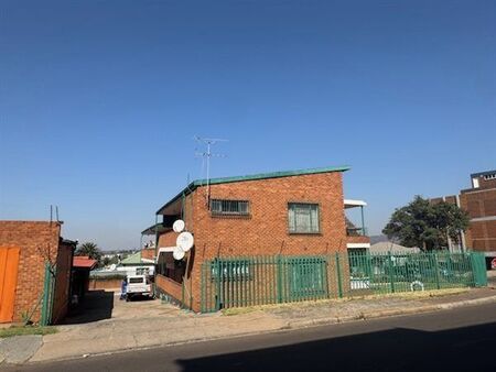 1 Bedroom Apartment in Alberton