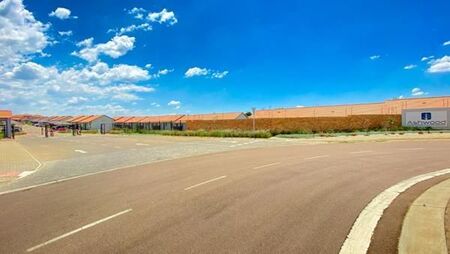 2 Bedroom Simplex in Monavoni