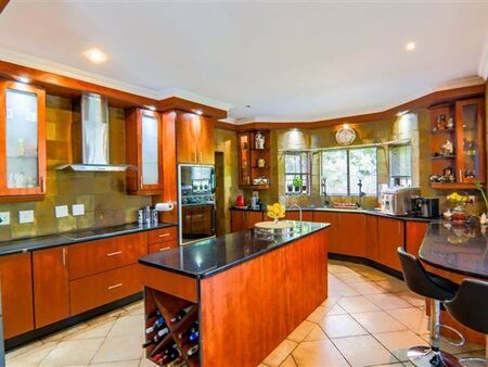 5 Bedroom House in Midstream Estate