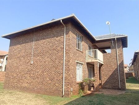 2 Bedroom House in Highveld
