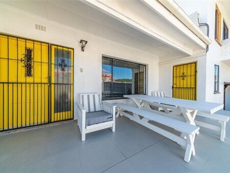 4 Bedroom House in Idasvallei
