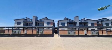 3 Bedroom House in El Toro Park