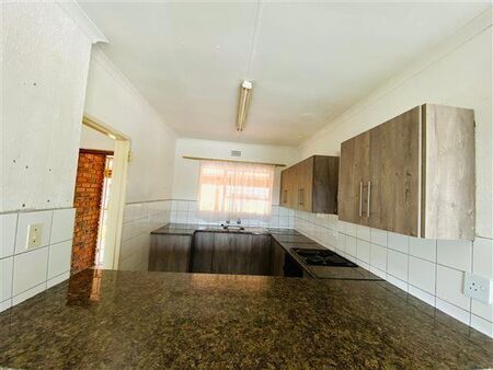 2 Bedroom Apartment in White River Central