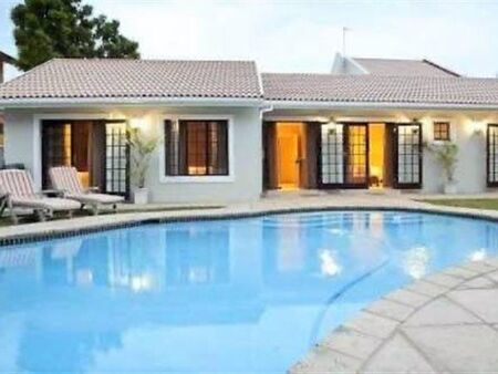 1 Bedroom Apartment in Herrwood Park