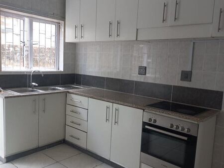 2 Bedroom House in Overport