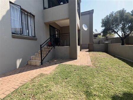 3 Bedroom Apartment in Willowbrook
