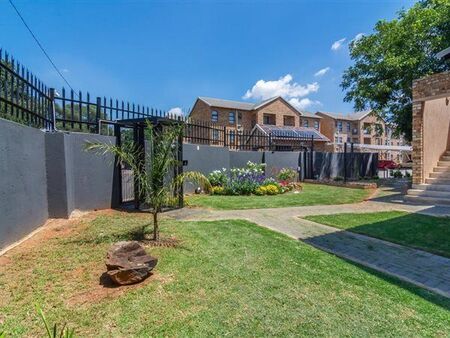 3 Bedroom Apartment in Princess Ah