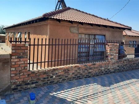 1.5 Bedroom House in Ga-rankuwa
