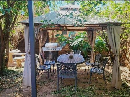 1 Bedroom Apartment in Ruimsig