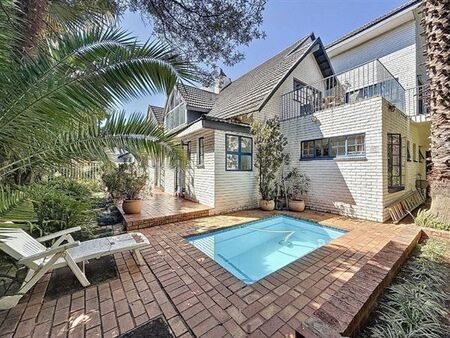 3 Bedroom Apartment in Silver Lakes Golf Estate