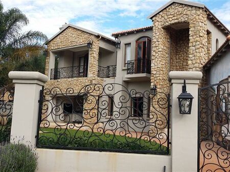 4 Bedroom House in Woodhill