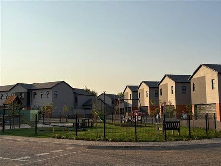 3 Bedroom Apartment in Equestria